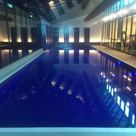 Large 2B2B Near Southern Cross Freeparking Gym Pool Melbourne Exterior photo
